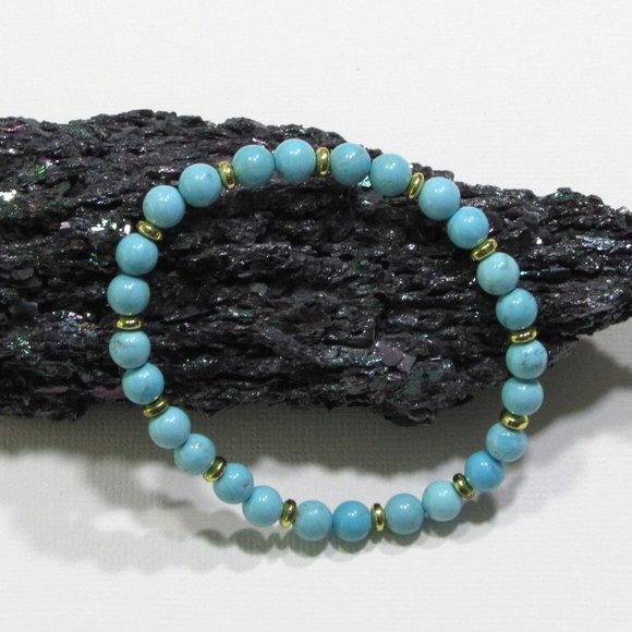 Natural Turquoise Gemstone Bracelet - Picture 2 of 5